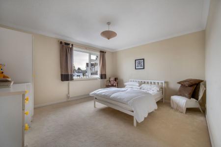 4 bedroom Detached house for sale in Holyrood Close, Oakham, LE15