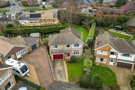 4 bedroom Detached house for sale in Holyrood Close, Oakham, LE15