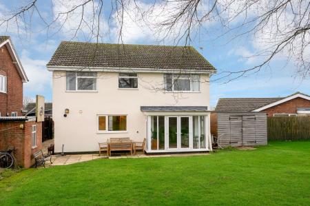 4 bedroom Detached house for sale in Mill Grove, Whissendine