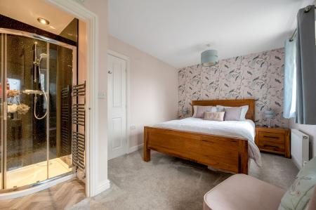 4 bedroom Detached house for sale in Blacksmiths Avenue, Barleythorpe, LE15