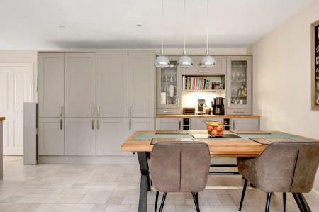 4 bedroom Detached house for sale in Blacksmiths Avenue, Barleythorpe, LE15