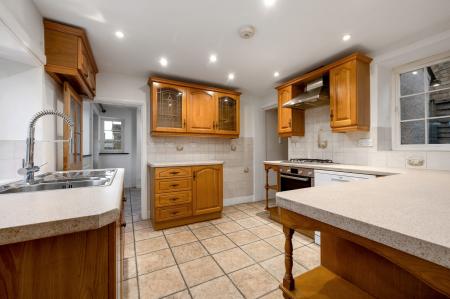 3 bedroom Cottage for sale in Thistleton Road, Market Overton