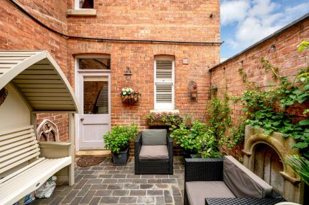 3 bedroom Character Property for sale in Manor Grooms Cottage, Braunston