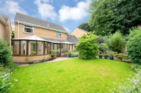 3 bedroom Detached house for sale in The Pastures, Cottesmore