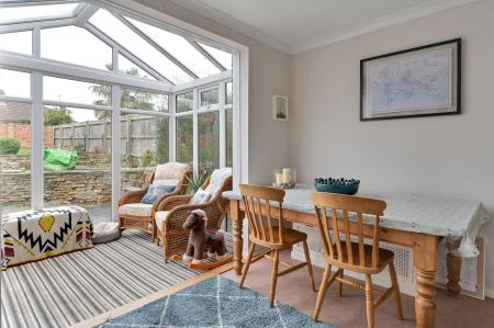 3 bedroom Detached house for sale in Braunston Road, Oakham