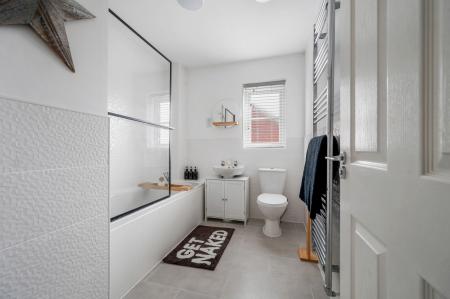 3 bedroom Semi-detached house for sale in Spinney Hill, Oakham, LE15