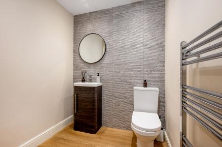 4 bedroom Detached house for sale in Robin Close, Oakham