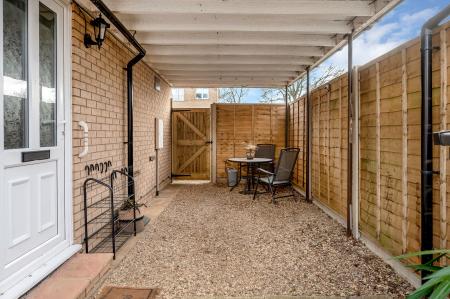 2 bedroom Semi-detached house for sale in Burley Crescent, Oakham, LE15