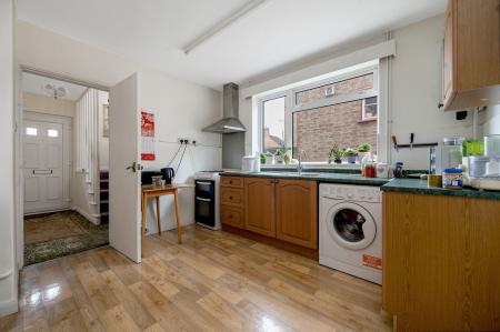 2 bedroom Detached house for sale in Cold Overton Road, Oakham