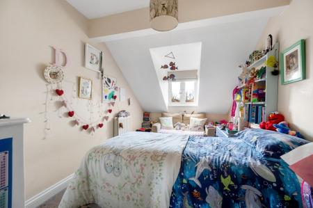 4 bedroom Detached house for sale in Limefield, Oakham, LE15