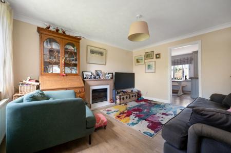 4 bedroom Detached house for sale in Limefield, Oakham, LE15