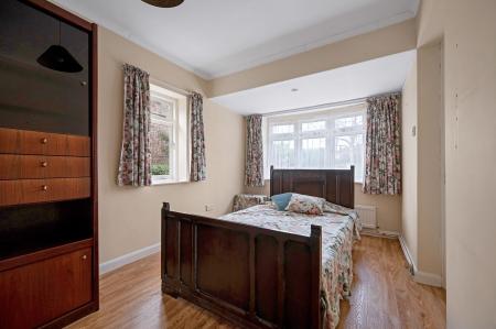 3 bedroom Detached bungalow for sale in Wenton Close, Cottesmore, LE15