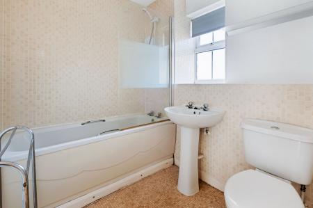 2 bedroom Apartment for sale in Linnet Court, Uppingham, LE15