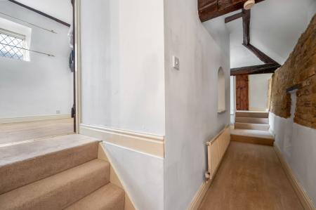 4 bedroom Semi-detached house for sale in South View, Uppingham, LE15