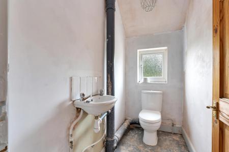 3 bedroom Semi-detached house for sale in Toll Bar, Cottesmore, LE15