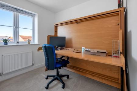 2 bedroom Flat for sale in Stud Road, Barleythorpe