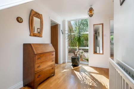 4 bedroom Detached house for sale in Main Street, Cottesmore