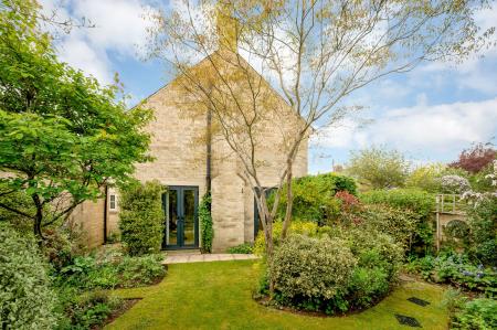 4 bedroom Detached house for sale in Main Street, Cottesmore