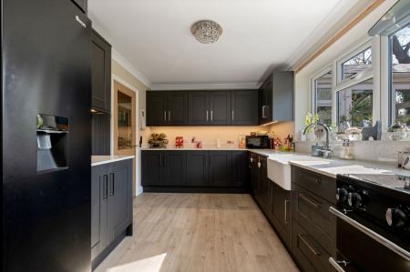 4 bedroom Detached house for sale in Church Lane, Greetham