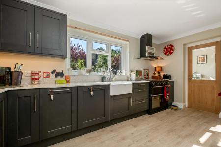 4 bedroom Detached house for sale in Church Lane, Greetham