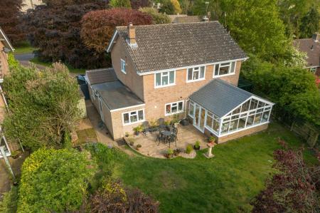 4 bedroom Detached house for sale in Church Lane, Greetham