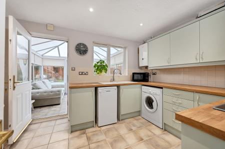 3 bedroom Semi-detached house for sale in Normanton Drive, Oakham