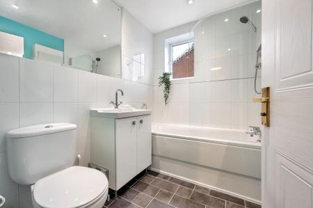 3 bedroom Semi-detached house for sale in Normanton Drive, Oakham