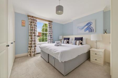 4 bedroom Town house to let in Burley Road, Oakham, LE15