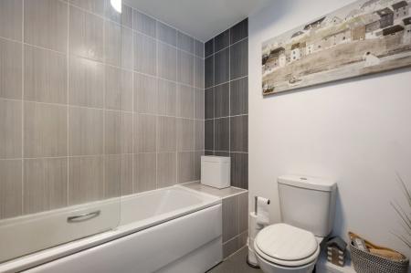 3 bedroom Semi-detached house for sale in Sandown Close, Barleythorpe