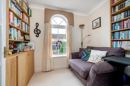 5 bedroom Detached house for sale in Tolethorpe Close, Oakham