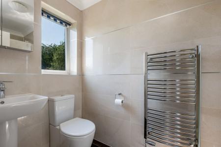 5 bedroom Detached house for sale in Tolethorpe Close, Oakham