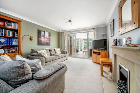 5 bedroom Detached house for sale in Tolethorpe Close, Oakham