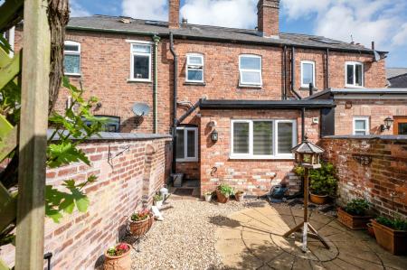2 bedroom Terraced House for sale in Northgate, Oakham