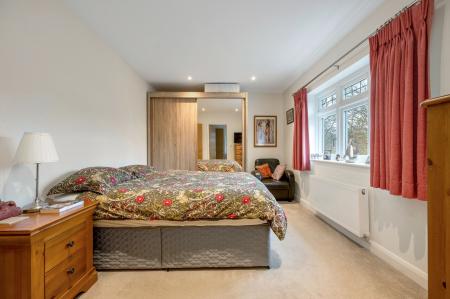 4 bedroom Detached house for sale in Martinsley Place, Oakham