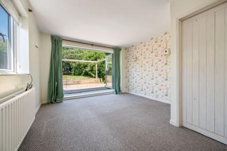 3 bedroom Terraced House for sale in Well Street, Langham