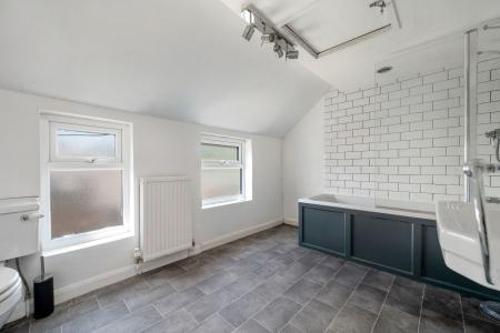 3 bedroom Terraced House for sale in Well Street, Langham