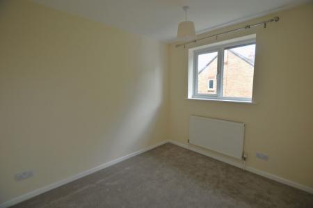 2 bedroom Semi-detached house to let in St. Annes Close, Oakham, LE15