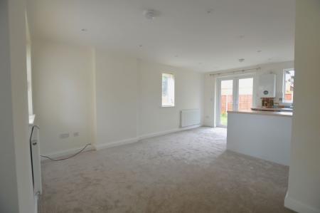2 bedroom Semi-detached house to let in St. Annes Close, Oakham, LE15