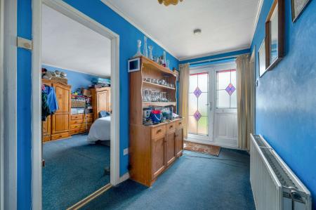 2 bedroom Detached house for sale in Heath Drive, Cottesmore