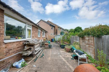 2 bedroom Detached house for sale in Heath Drive, Cottesmore