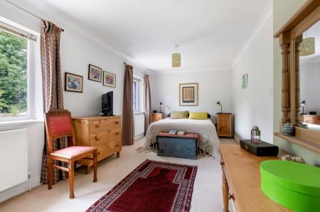 3 bedroom Detached bungalow for sale in Walnut Close, Stretton