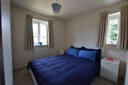 4 bedroom Detached house to let in John Clare Close, Oakham, LE15