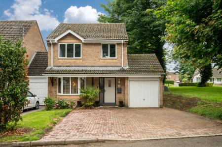 3 bedroom Detached house for sale in The Pastures, Cottesmore