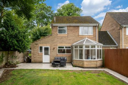 3 bedroom Detached house for sale in The Pastures, Cottesmore