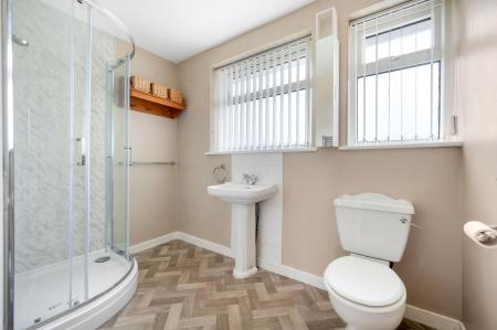 4 bedroom Detached house for sale in Balmoral Road, Oakham