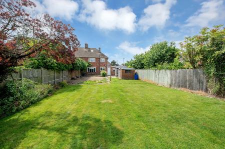 3 bedroom Semi-detached house for sale in Westfield Avenue, Oakham