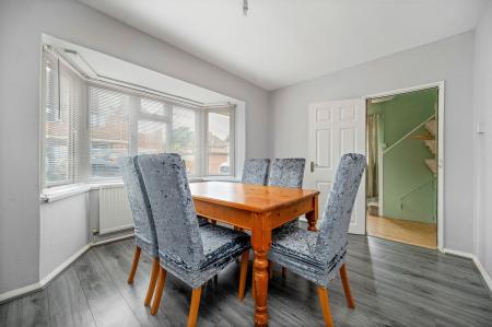 3 bedroom Semi-detached house for sale in Westfield Avenue, Oakham