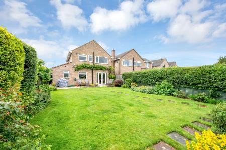 3 bedroom Detached house for sale in Balmoral Road, Oakham