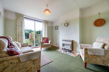 3 bedroom Semi-detached house for sale in Lonsdale Way, Oakham