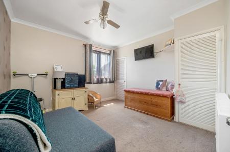 3 bedroom Semi-detached house for sale in Hannahs Field, Ridlington